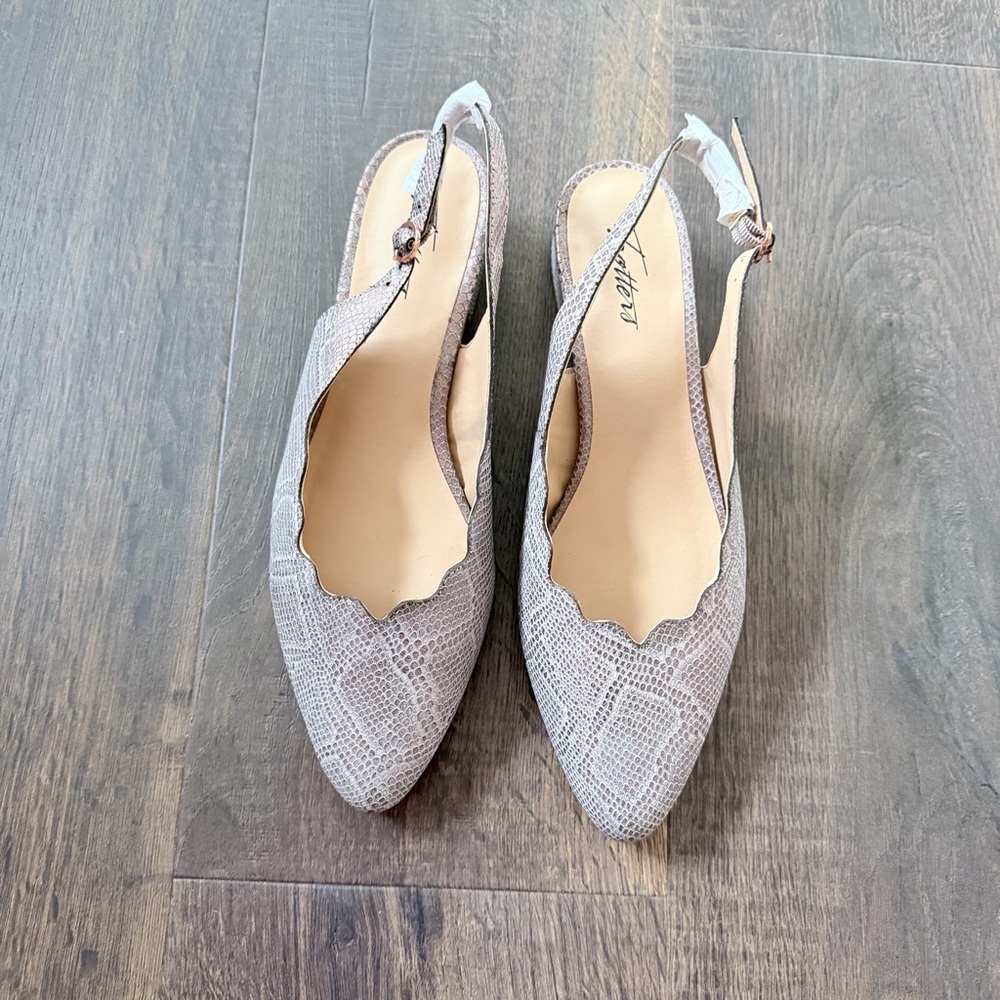 NIB Trotter’s Joselyn Slingback | Rose Gold Metallic | Size: 9W - Picture 2 of 9